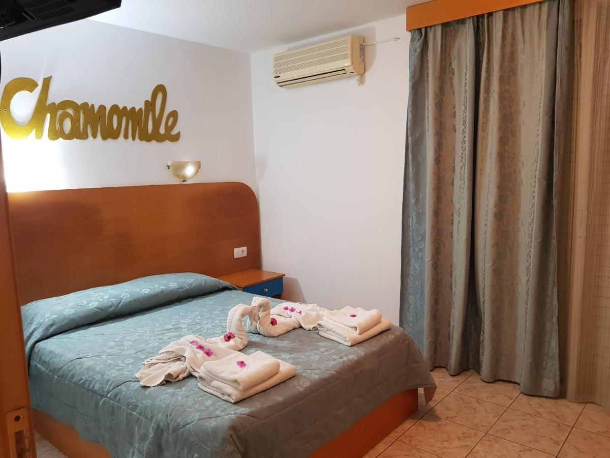 Aspro Spiti Hotel Apartments Тігакі Екстер'єр фото