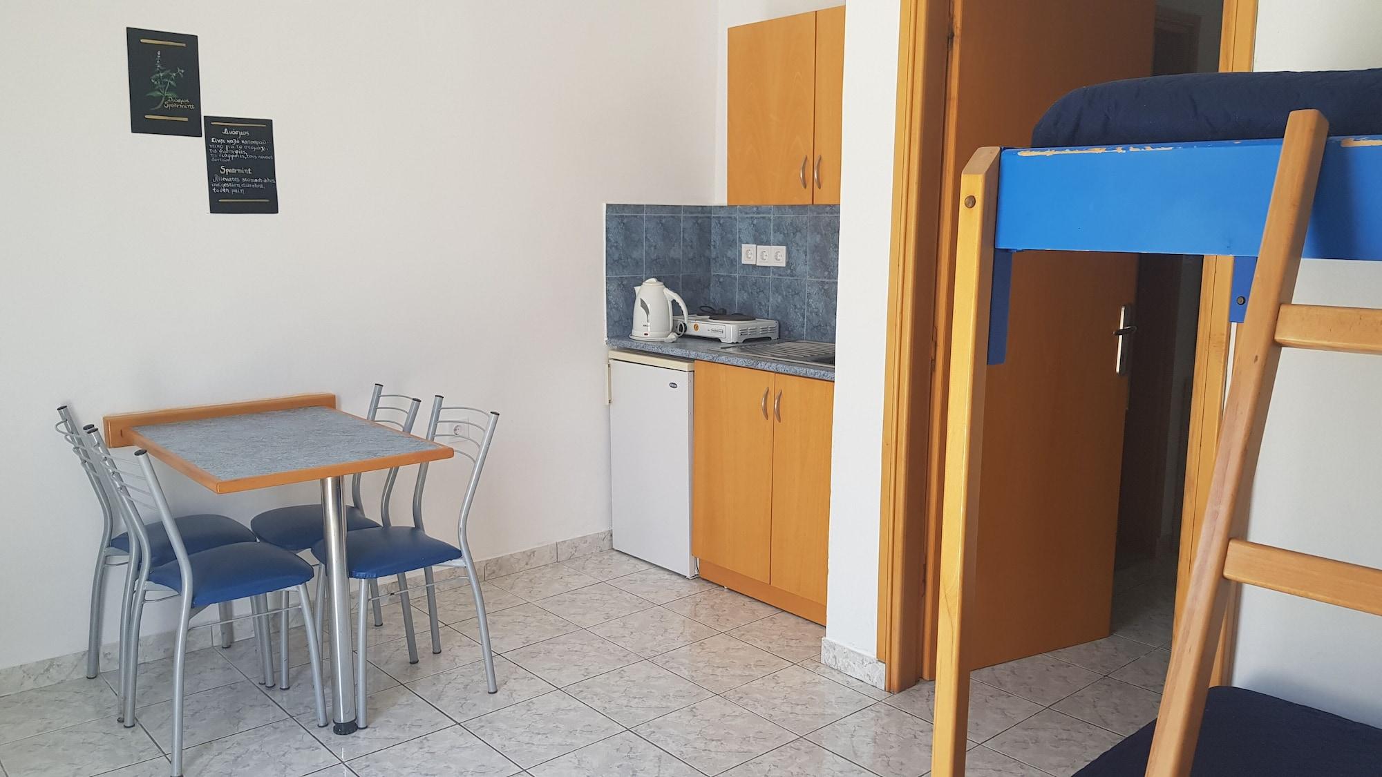 Aspro Spiti Hotel Apartments Тігакі Екстер'єр фото
